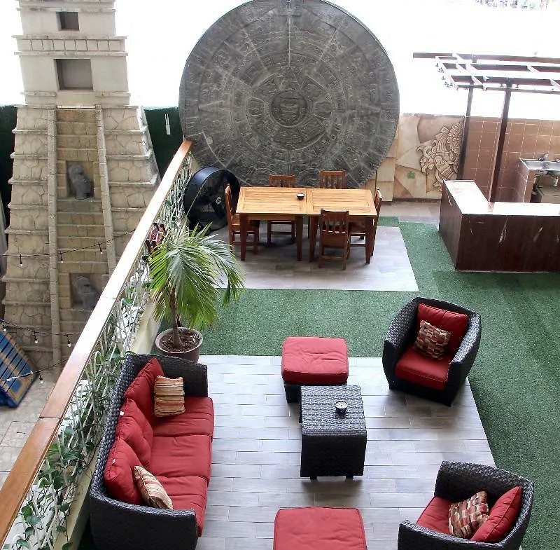 Hotel Plaza Del Sol Playa del Carmen 2*,